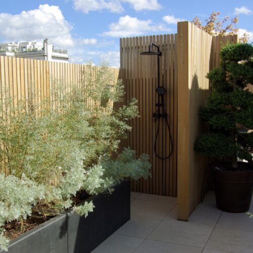Terrasse Neuilly rooftop douche paysagiste Olivia Bochet